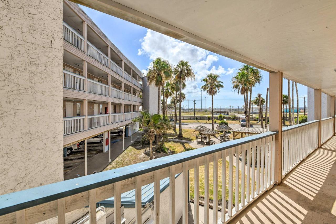 Beachside Corpus Christi Condo With Amenities! Extérieur photo